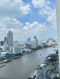 Millennium Hilton Bangkok โรงแรมในกรุงเทพ