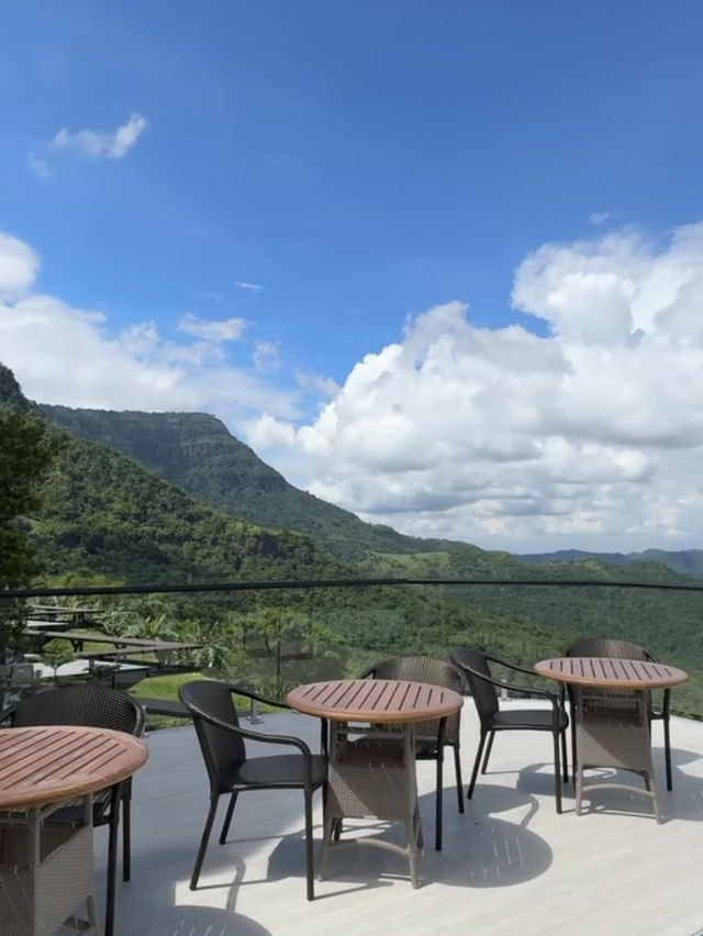 The Pino Khao Kho
