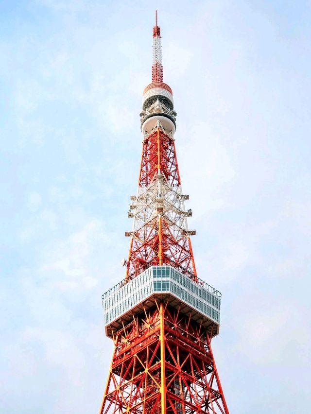 Tokyo Tower: Day to Night Magic