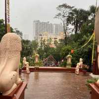 🌿 Wat Phnom: Where Phnom Penh’s Story Begins 🛕✨
