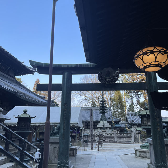 이코마산의 고요한 산사, 호잔지(宝山寺)에서의 시간