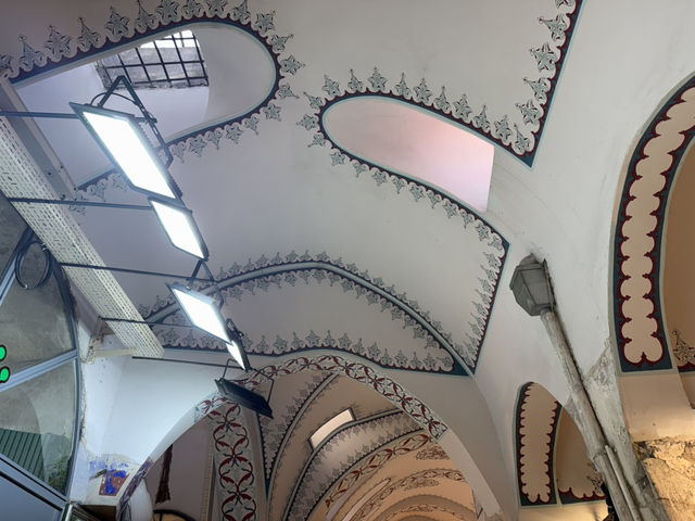充滿異國風情的伊斯坦堡巨型市集🛍️