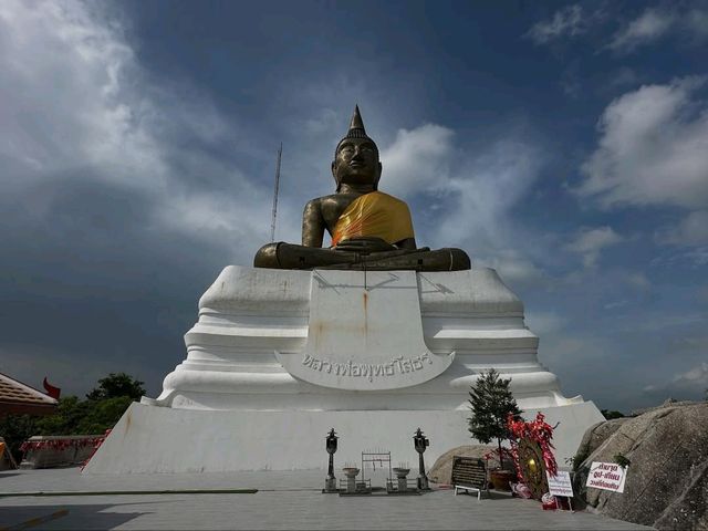 Hidden Hilltop Spot in Chonburi