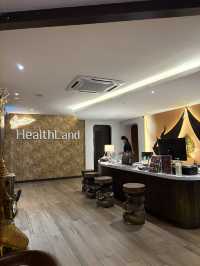 Relaxing Thai Oil Massage at Healthland Signature