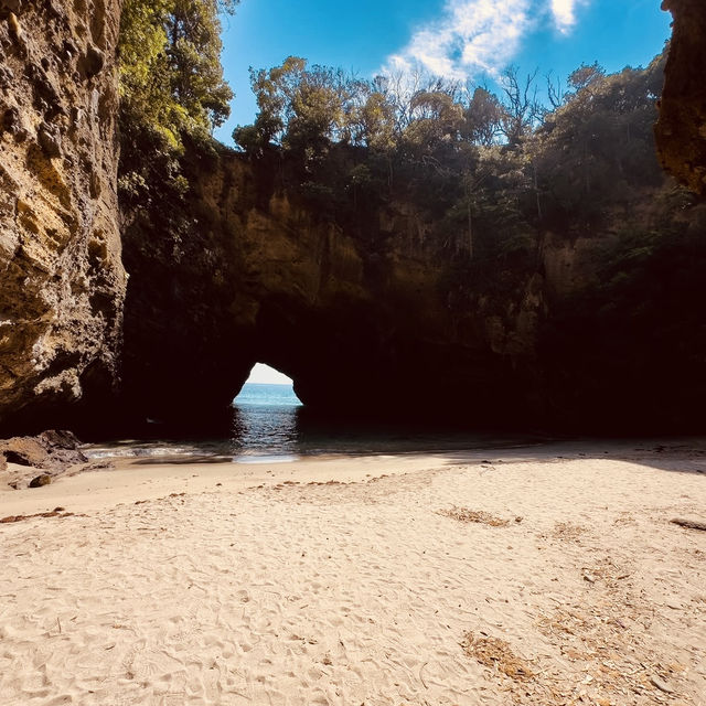 Ryugu Sea Cave in Shimoda: A Mystical Ocean Wonder on the Izu Peninsula