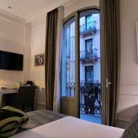 Hotel Midmost