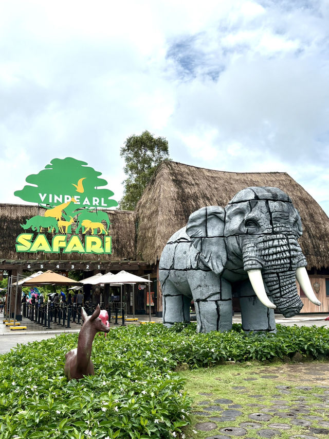 富國島珍珠野生動物園-近距離觀察猛獸，與可愛動物互動餵食