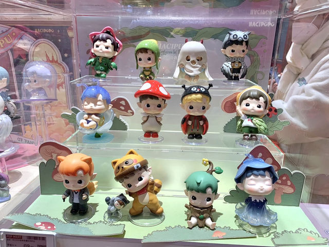 Pop Mart @Disney Town Shanghai