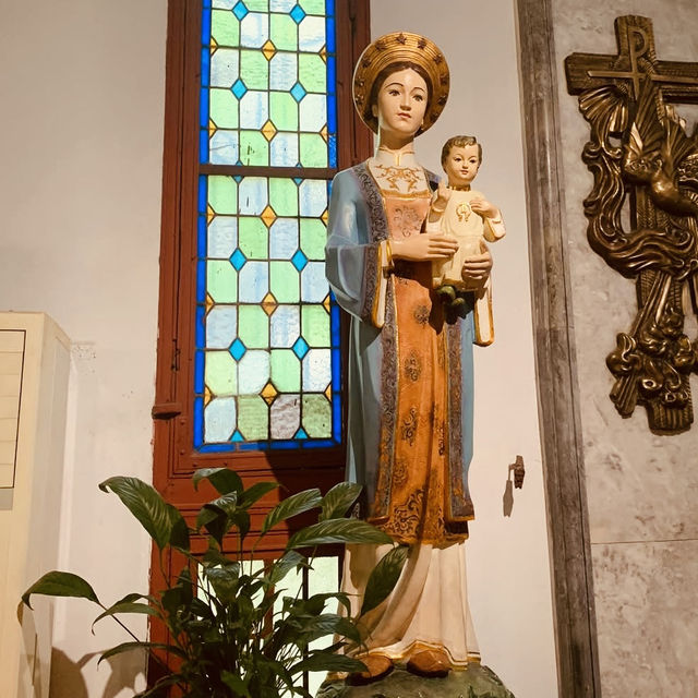 ⛪✨ *St. Joseph’s Cathedral Hanoi: Gothic Grandeur in the Old Quarter* 🏰🌹