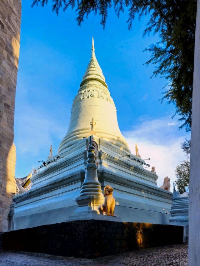 Experience the Serene Beauty of Wat Phnom's Hilltop Temple