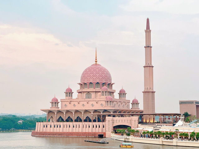 The Icon in Pink — Masjid Putra, Putrajaya 