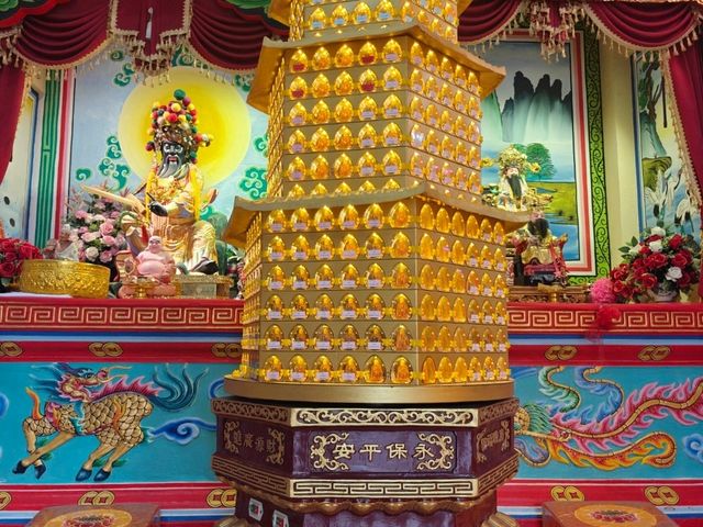 ศาลพระเสื้อเมือง นครศรีธรรมราช