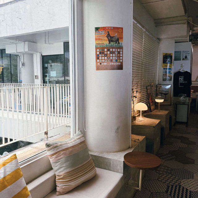คาเฟ่ริมทะเลภูเก็ต MOONSTo̲̲NE cafe over the Sea คาเฟ่ริมทะเลภูเก็ต MOONSTo̲̲NE cafe over the Sea