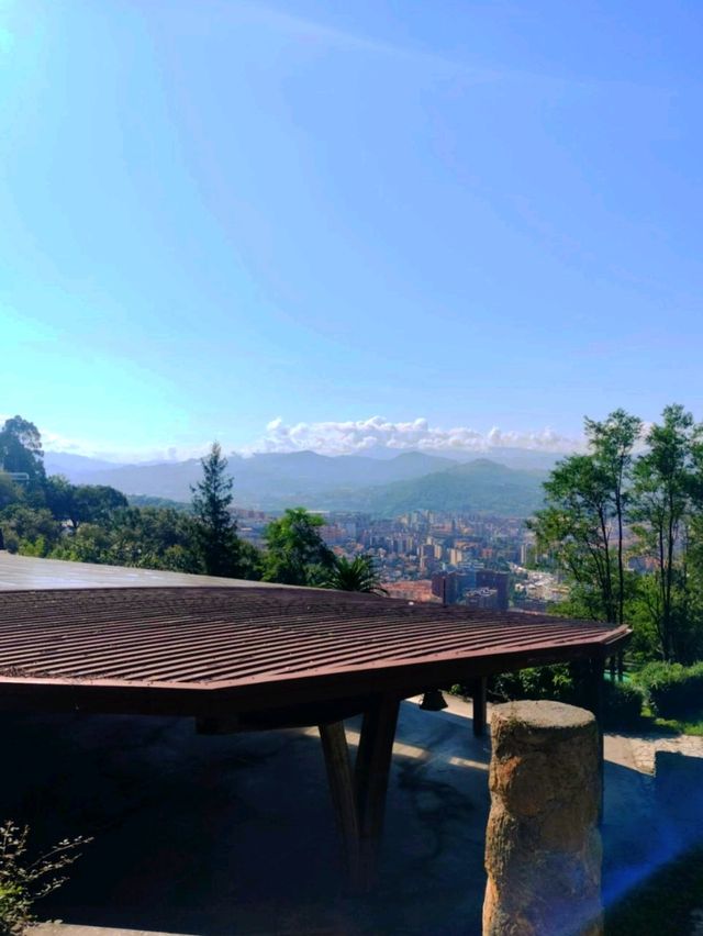 俯瞰畢爾巴鄂最靚景點🌳
