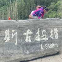 🏞️❄️ ภูเขาสี่ดรุณี Siguniang Mountain 四姑娘山)