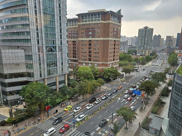 รีวิว Ji Hotel (Shanghai People's Square Branch) รีวิว Ji Hotel (Shanghai People's Square Branch)