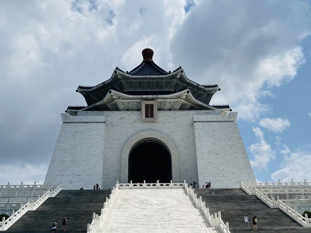 Liberty Square, Taipei ✨ — A Symbol of Freedom and History Liberty Square, Taipei ✨ — A Symbol of Freedom and History
