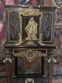 🖼️ Louvre Museum: A Timeless Treasure in the Heart of 