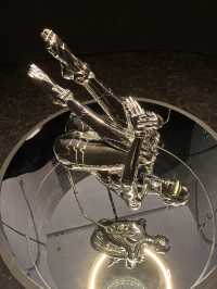 深圳|空山基展 - 光影流動下的未來美學