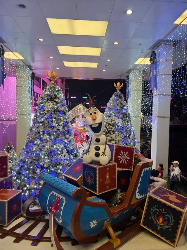 尖沙咀必看❄️聖誕x 迪士尼佈置 尖沙咀必看❄️聖誕x 迪士尼佈置