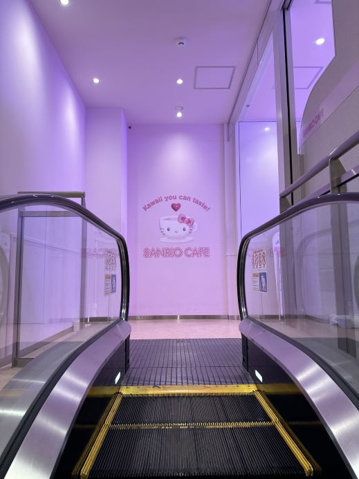 🎀 原宿のハローキティパラダイスへようこそ！🌸✨ | Trip.com 東京