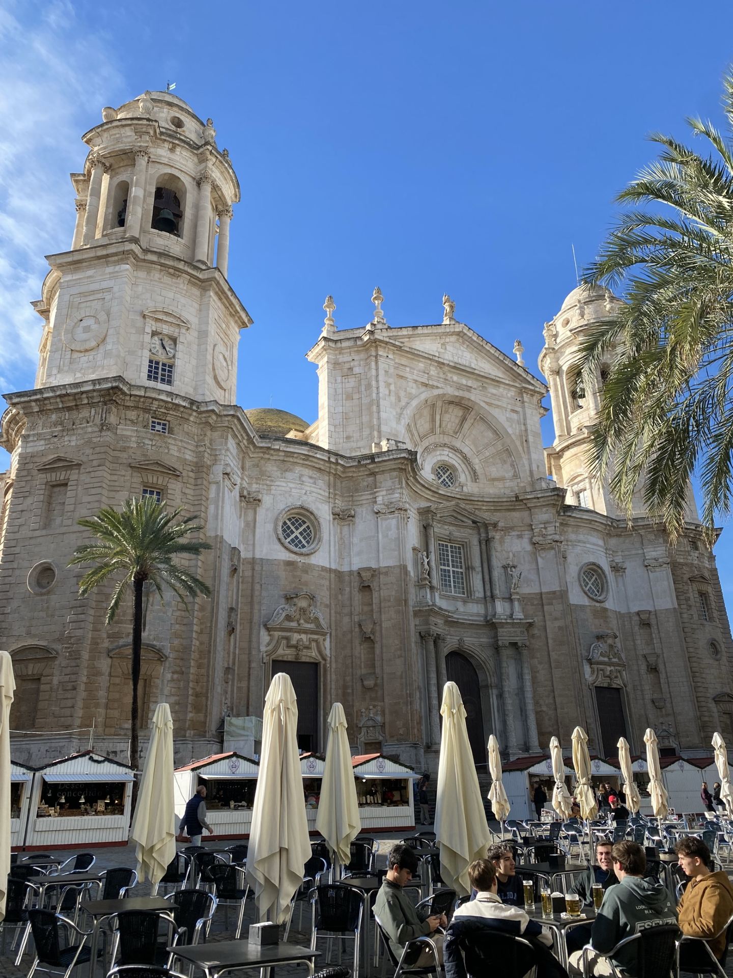 Why Cádiz in December is the Ultimate Romantic Winter Getaway ☀️🌊