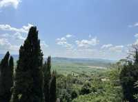  Discovering wine and food tour in Montalcino