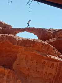 ワディラム砂漠　Um Frouth Rock Arch