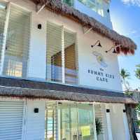 The Sunny Side Cafe Boracay 🍔🍕