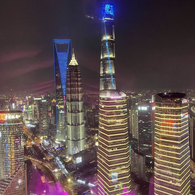 Shanghai - tour to the Oriental Peal tower