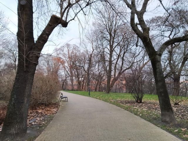 Beautiful autumn in Ujazdowski Park 🗺️