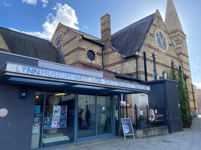 Lynn Museum: Unveiling the Treasures 🏛️🔍 