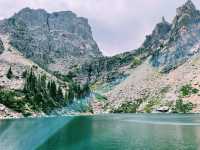 Estes Park – The Ultimate Theme Park in the Rockies! 🏔️  
