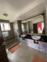 4bedroom all en-suite villa, first row from the beach