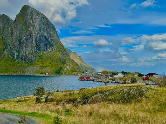 🇳🇴 Lofoten Islands Guide — Arctic Beauty of Norway