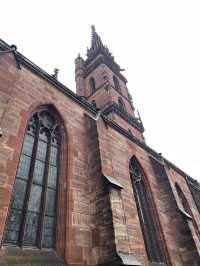 THE TIMELESS FAÇADE OF BASLER MÜNSTER 🇨🇭