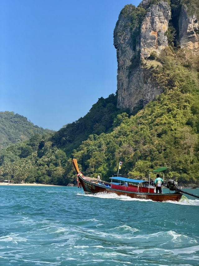 Railay West Beach