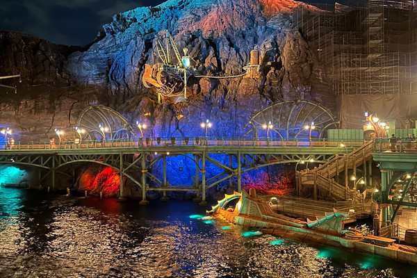 Tokyo DisneySea Review: An Immersive Adventure Not to Miss | Trip