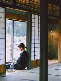 Live in a Japanese drama-like century-old countryside.