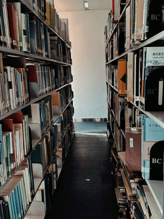 何東圖書館｜我願稱之為“澳門最美圖書館”