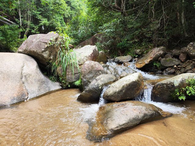 石城九疊泉，劉仙姑成仙地