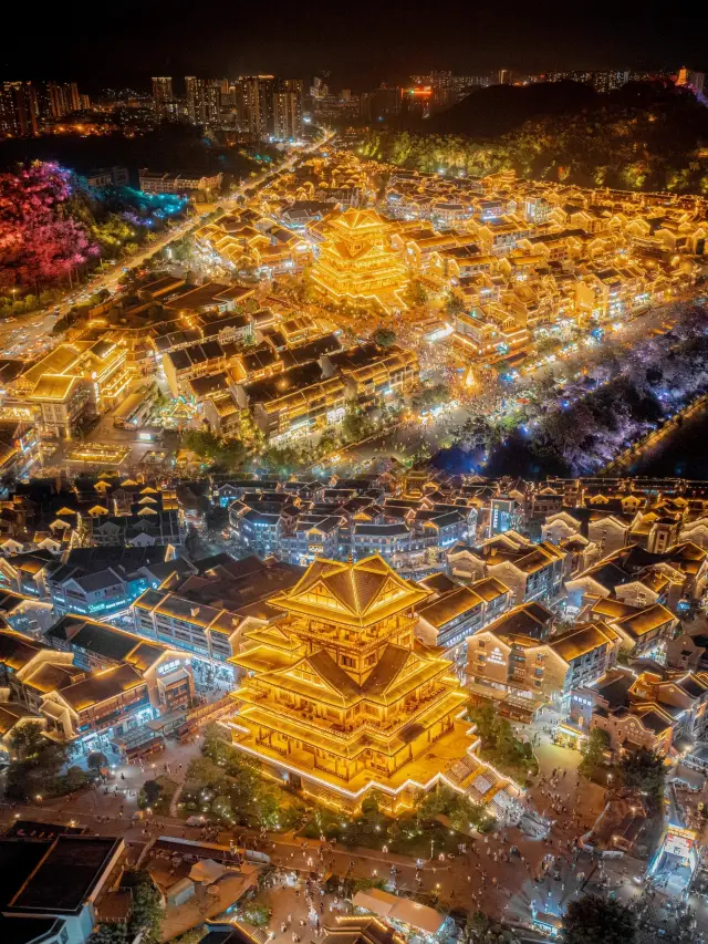 The night scene of Liuzhou Yaobu Ancient Town is even more worth seeing without stepping on any landmines