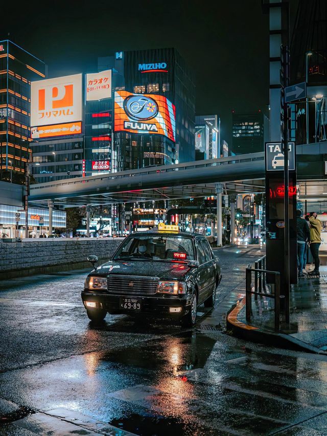 東京夜晚的街道如此迷人