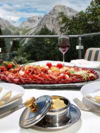 Swiss Bliss 🏔️🇨🇭: Unwind at Tschuggen Grand Hotel!