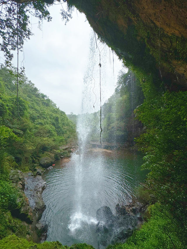 瓊海小眾景點打卡｜瓊海石壁瀑布，又稱為南牛瀑布