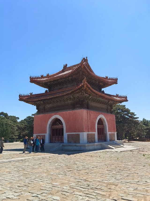 裕陵是東陵最主要的陵寢