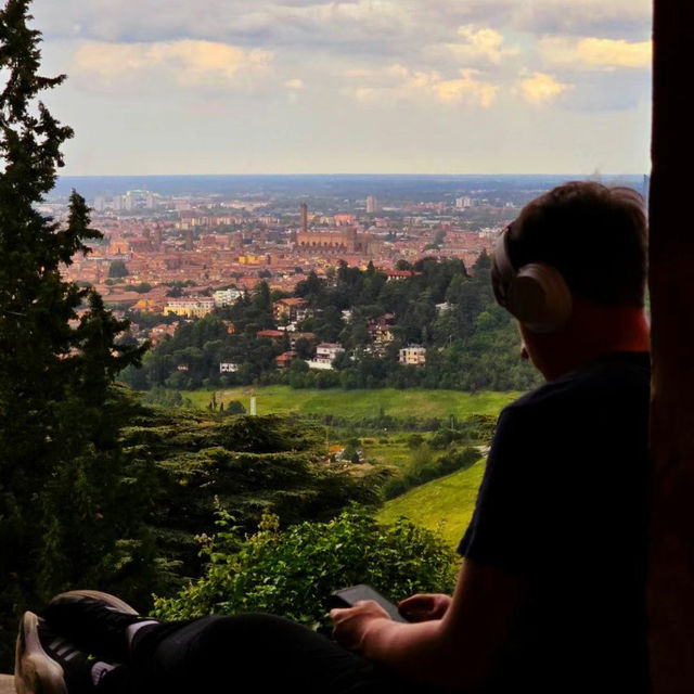 Bologna, Italy: The City of Red Bricks