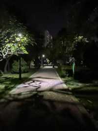 陽春名樹公園文化長廊散步攻略｜傍晚的微風與詩意🌿🌇