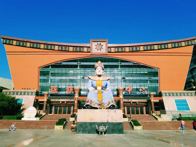 廣西壯族自治區著名景點：山水瑤城景區。適合拍照打卡、週末閒暇度假地！ 