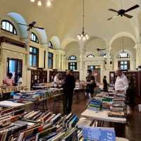 曼谷最美圖書館📚復古控必衝！英文書大清倉趁週末搶啦！